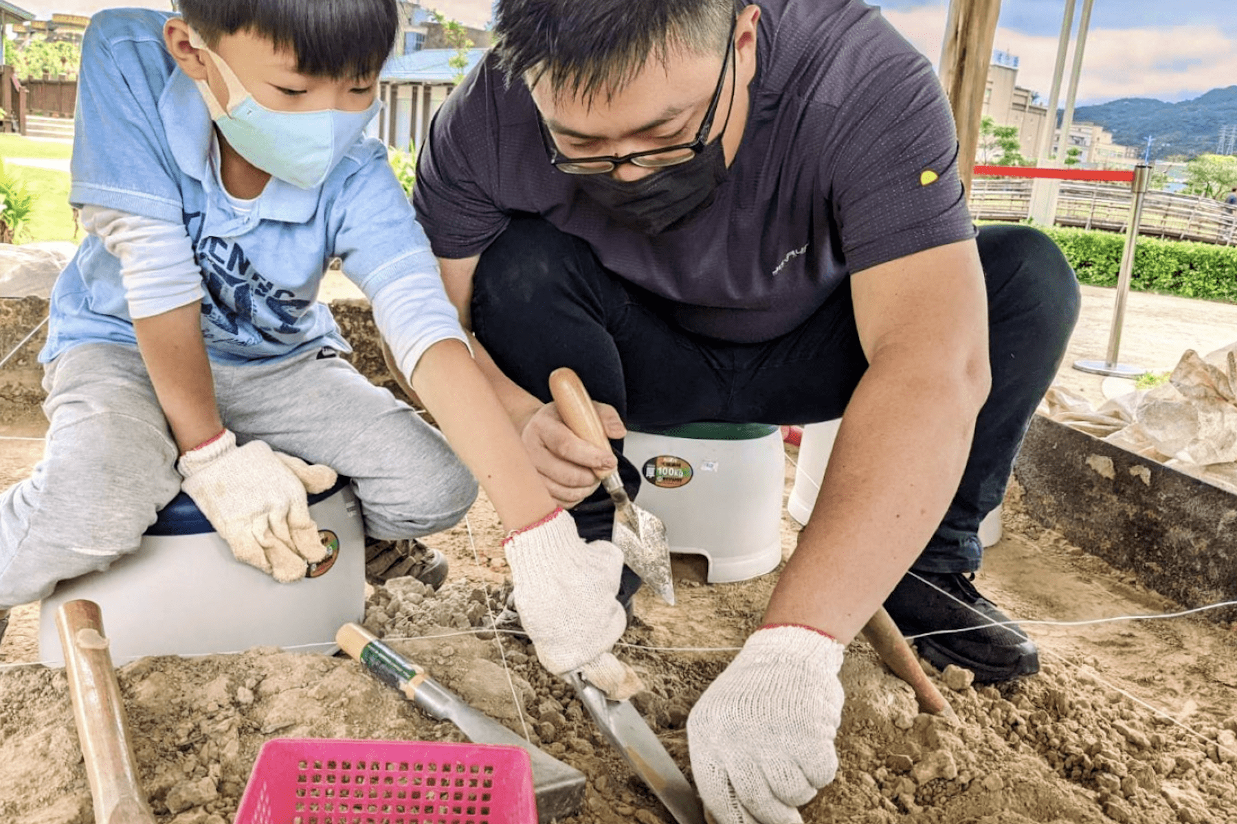 暑假最強親子營     十三行博物館帶你挖寶仁里遺址     親手解密十三行文化
