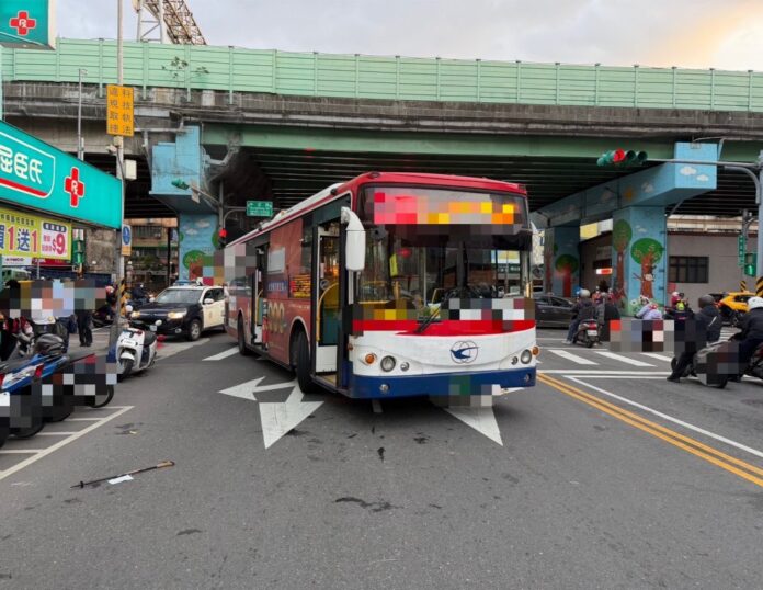 102176-969963290770394876472466985680398853805647810842982294092517998656