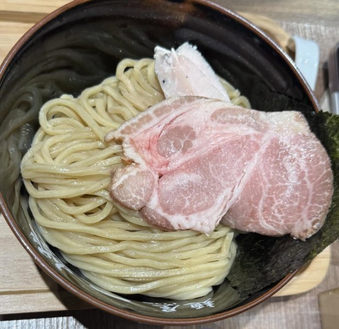 102852-342316127875942009620225272922742090182633491245375011923923917570