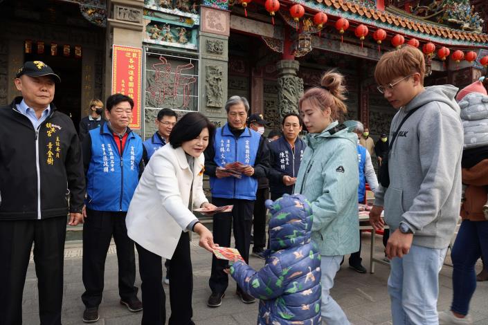 迎接龍年到來，雲林縣推出「雲林萬寶龍」計畫，鼓勵年輕夫妻們添子添孫添福氣