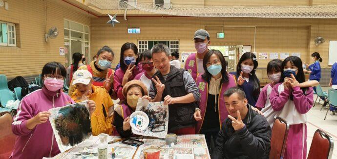 圓緣會一日畫室以愛助礙 翻轉老憨兒生產力