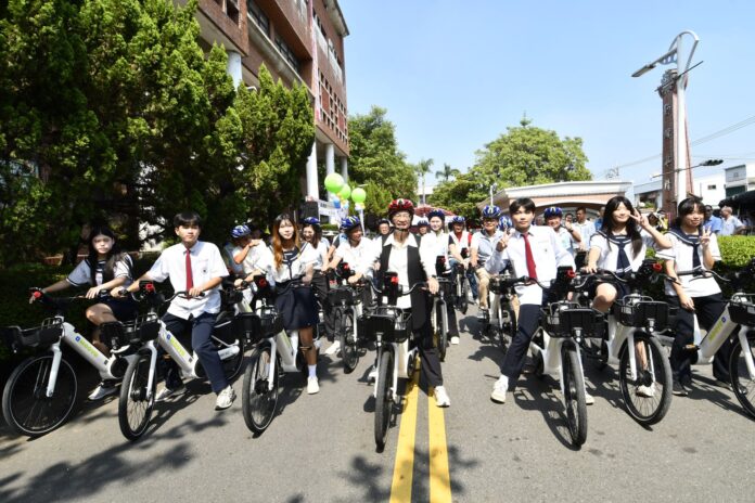 13永靖鄉正式啟用MOOVO公共自行車王惠美