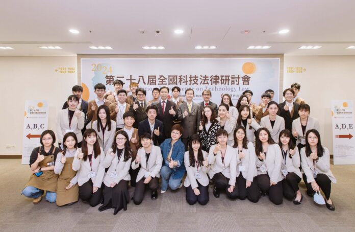 19f7f76a598c5ba41051f194929cdd7f