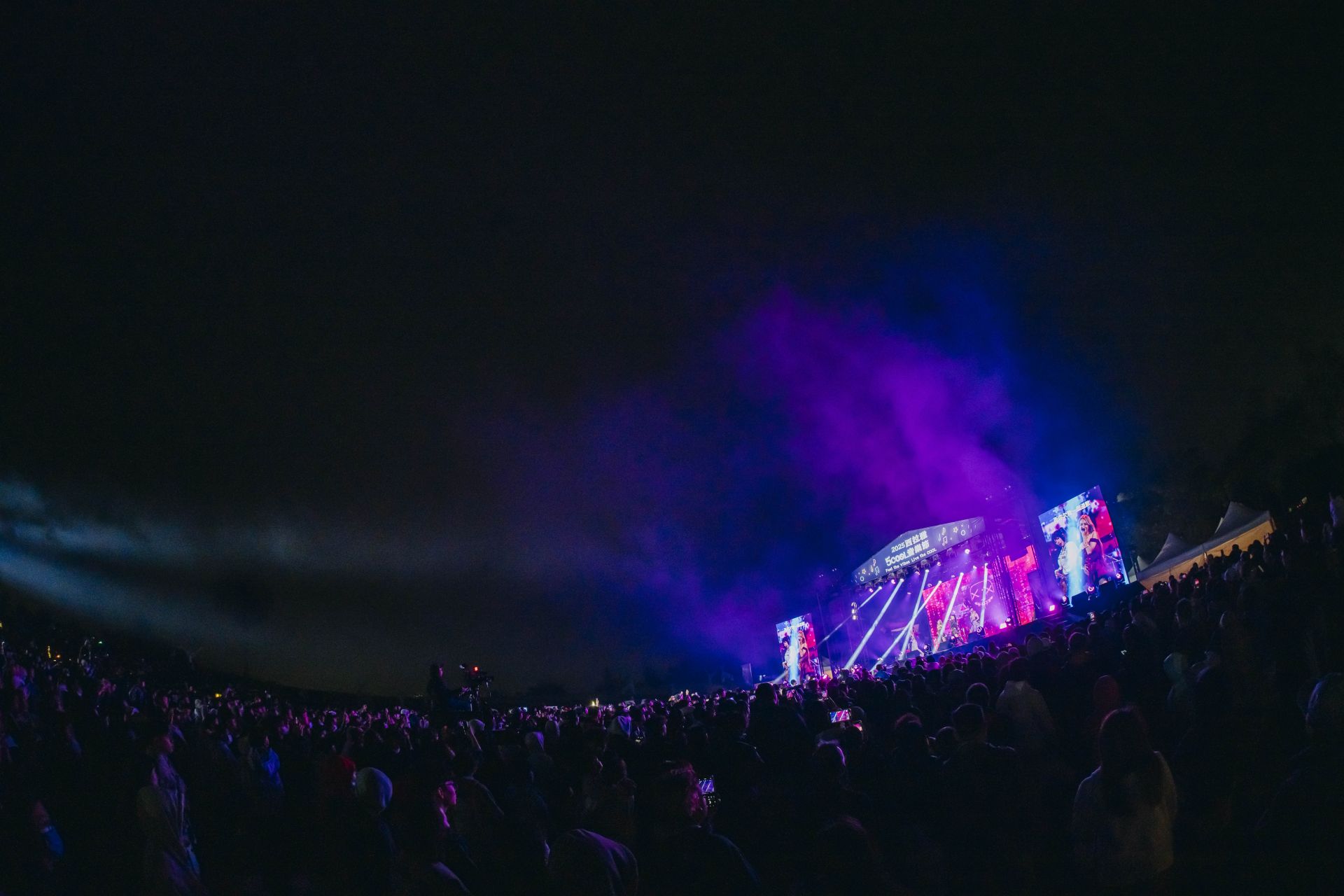 ▲首日湧入許多歌迷（圖／記者王俊勝 翻攝）