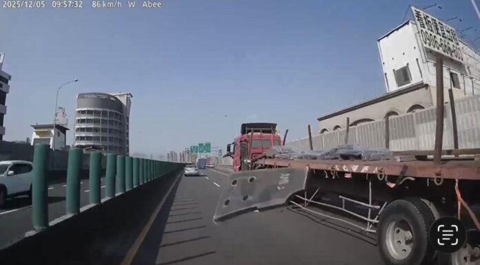 106881-420957835464827634574926183703622361115187676868209993052949104