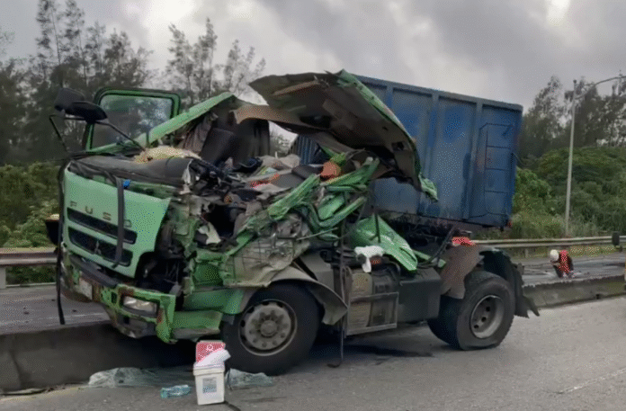 107360-330478514792141561388846771544714264002859161973603571127025017