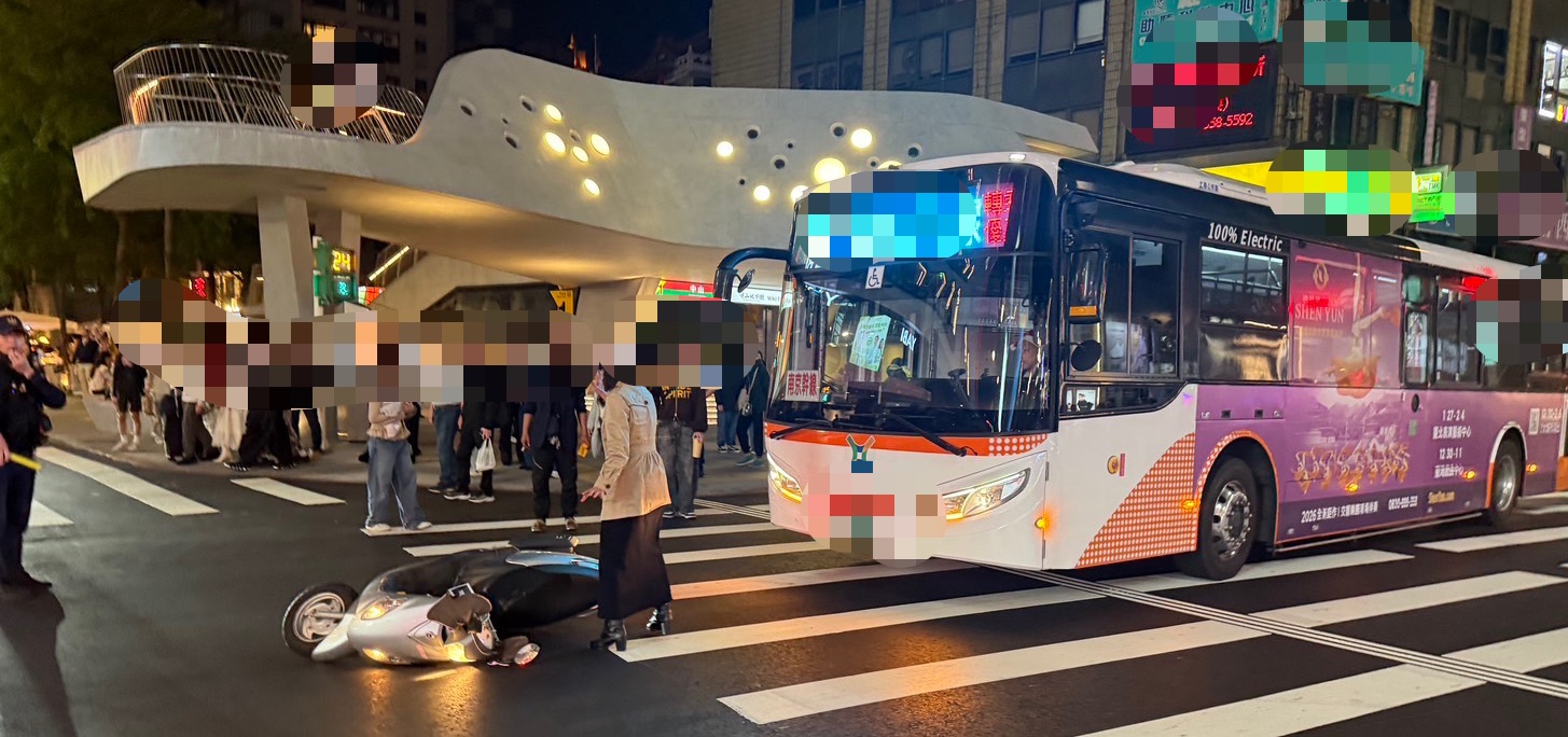 台北市誠品南西店外今(20)日晚間19時許發生1起交通事故。