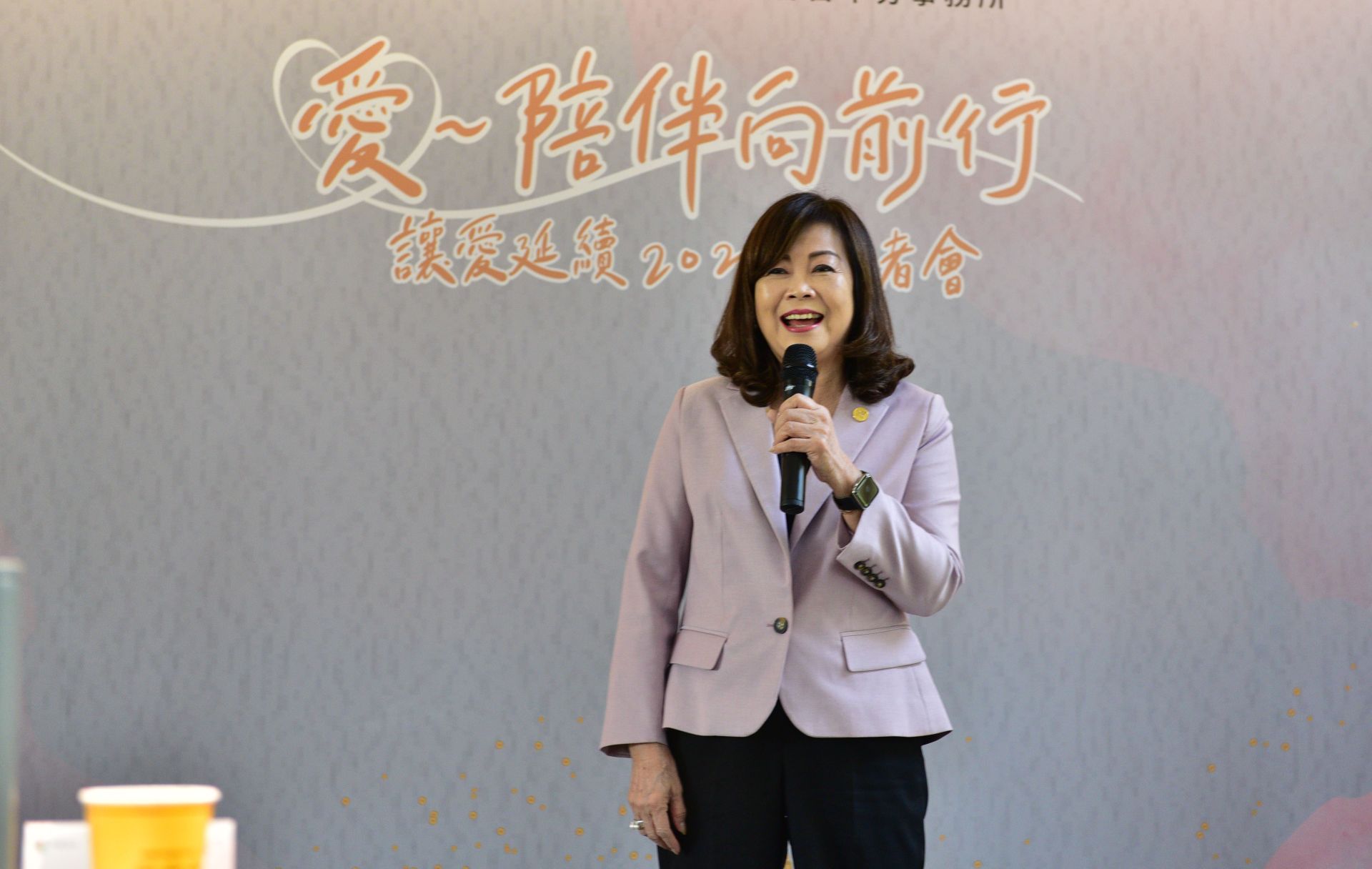 台中「張老師」中心12月23日公布青少年性價值觀調查結果，主任委員張麗莉表示，「期待透過持續的陪伴與專業支持，讓青少年在成長過程中不再孤單，並在關係中做出更安全的選擇。（黃國峰攝）