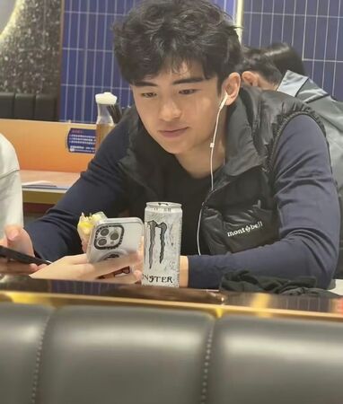 謝霆鋒和張柏芝的兒子從小就被認為是帥哥。（圖／翻攝微博）