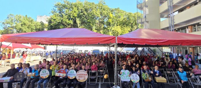 qtP8RIp7uqEL0KxAqXNs ▲今(11)日活動現場大合照。(記者廖家賢拍攝)