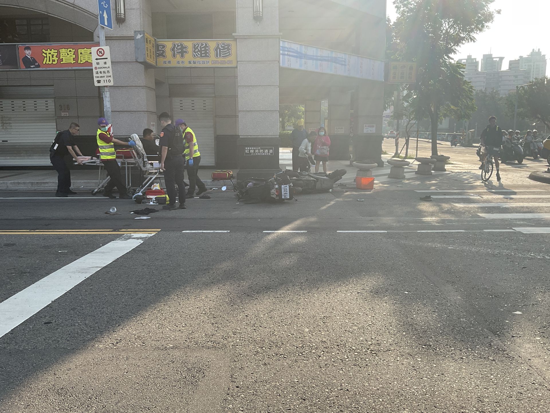 桃園市中壢區民權路、元化路口，前（3）日清晨6時許發生1起死亡車禍。