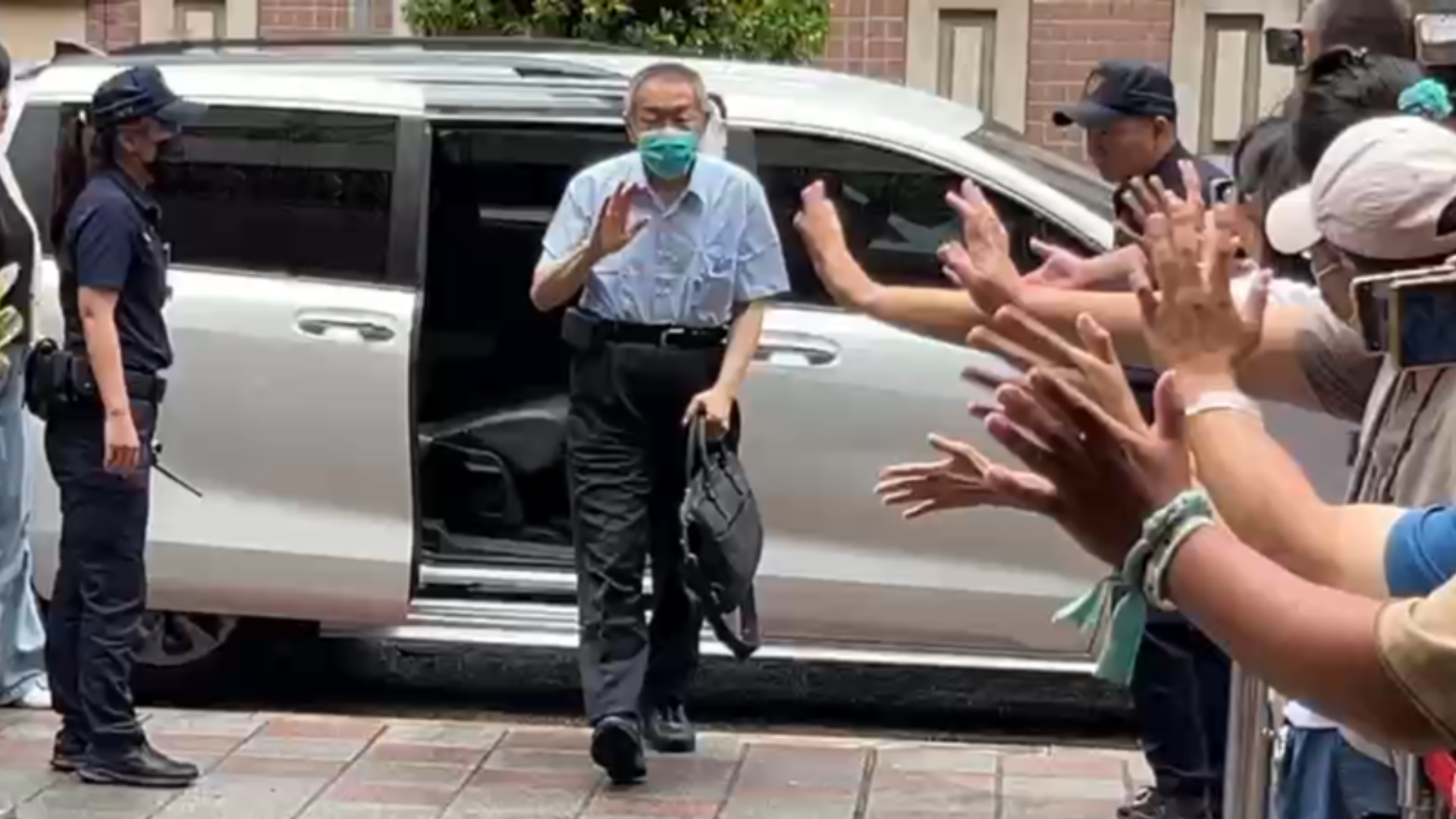 柯文哲日前出庭。