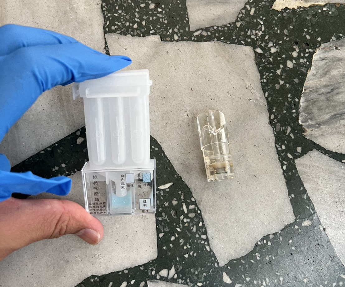 警方在林男車上發現1顆可疑電子菸彈，經檢測內容物呈現二級毒品「依托咪酯」陽性反應。