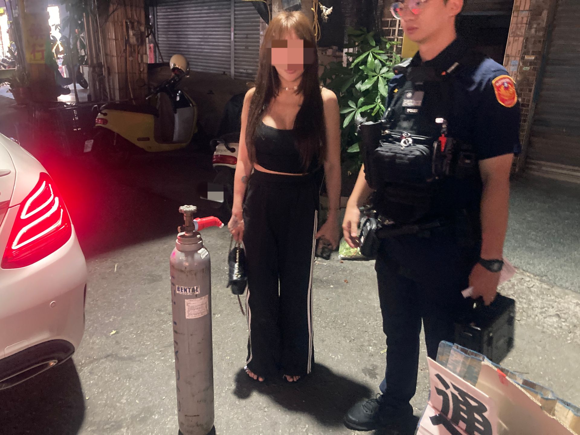 警方在距離事發處不遠的中山路尋獲廖女。