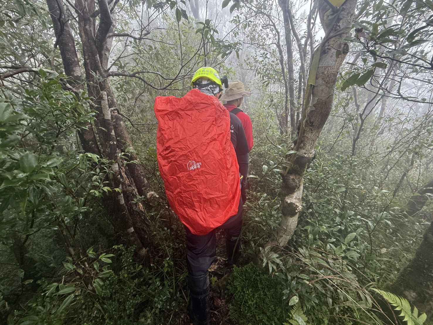宜蘭縣員山鄉傳出登山客失聯事件，警消獲報後展開搜救行動。