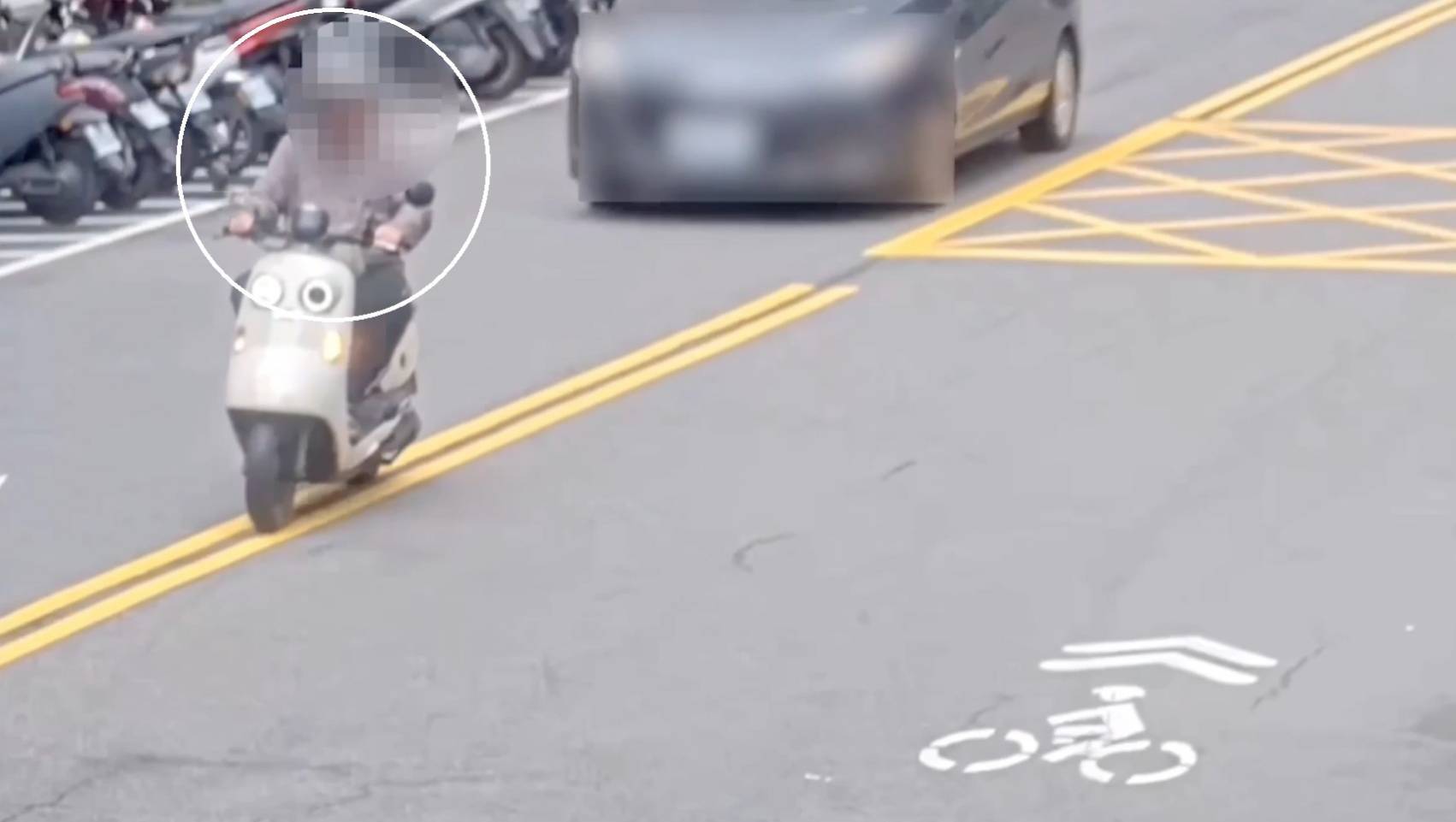 陳男辯稱為了「找自己的機車」而臨時起意「借騎」別人機車。