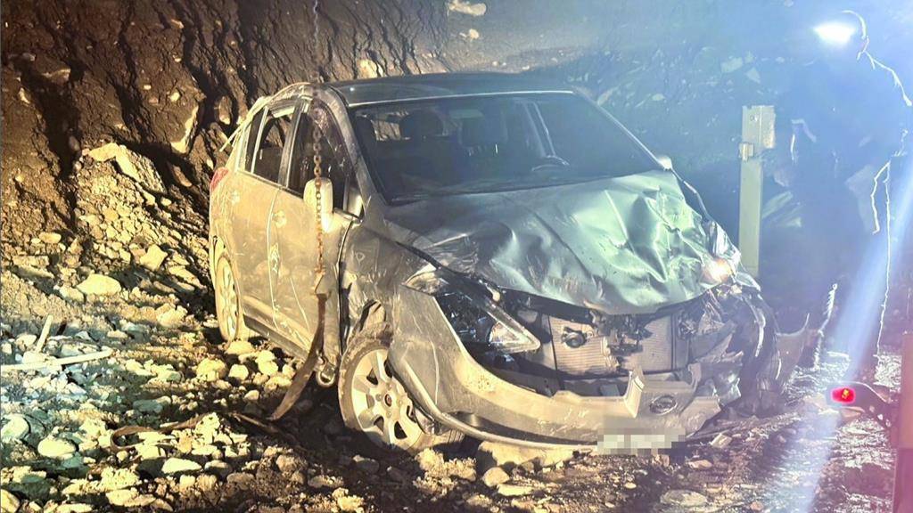 台東縣太麻里鄉北里村一帶，昨（25）日傳出驚險墜溪意外。