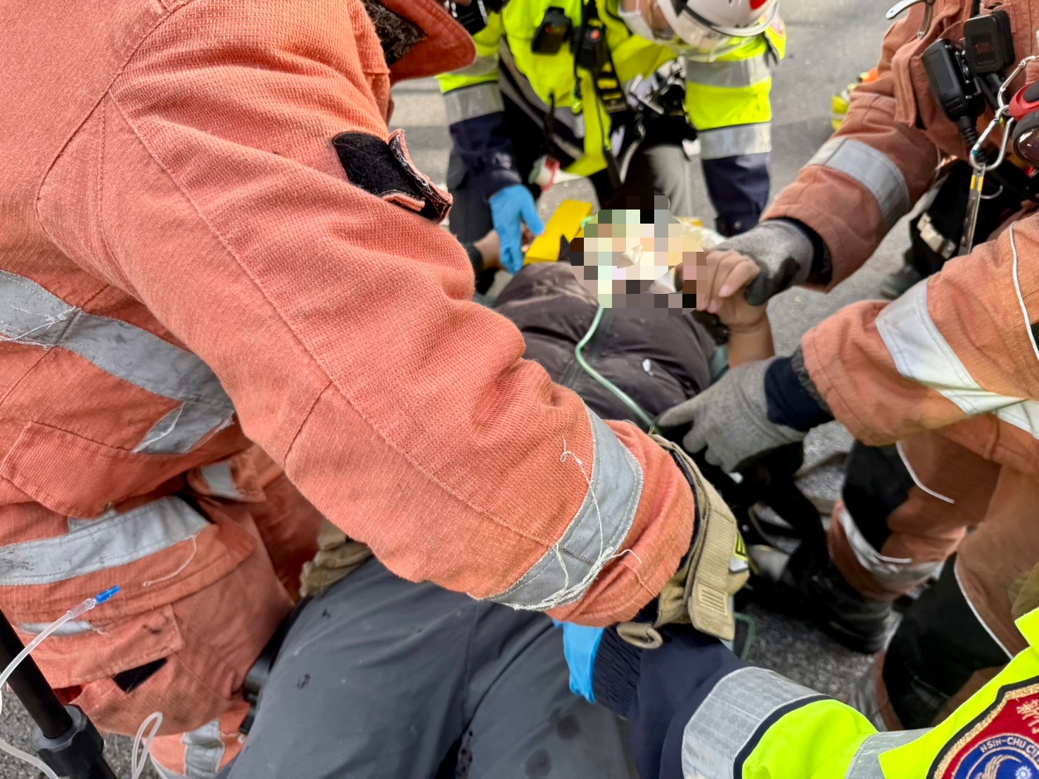 國道3號北上新竹系統路段今（27）日上午8時許發生嚴重的7車連環追撞事故。