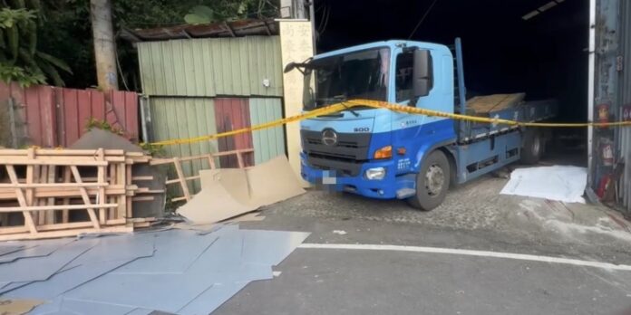 120523-642611551093028955096977532769006014863589877879917561645322722764