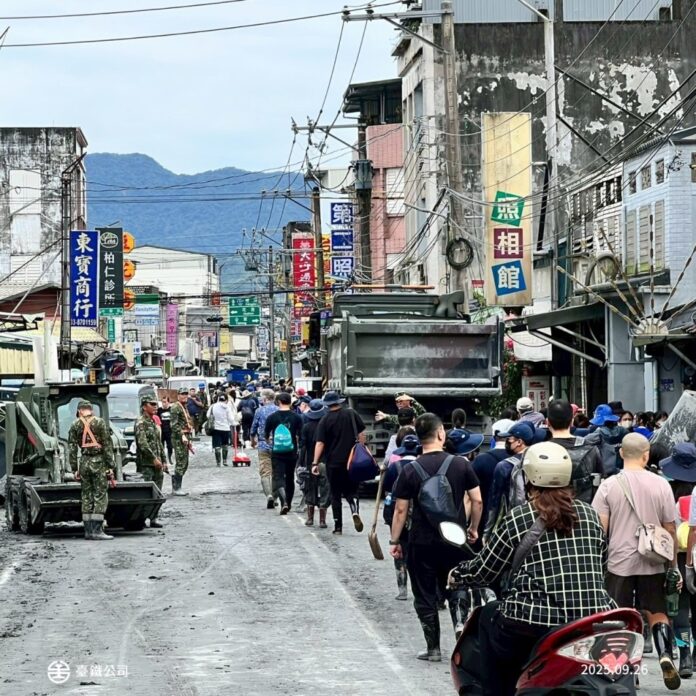 124717-19699504809107834987823126851625763439181443353031781777639903919