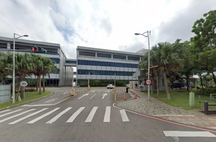 131588-806739257851159070556724012920325505619647395424850214845927-427