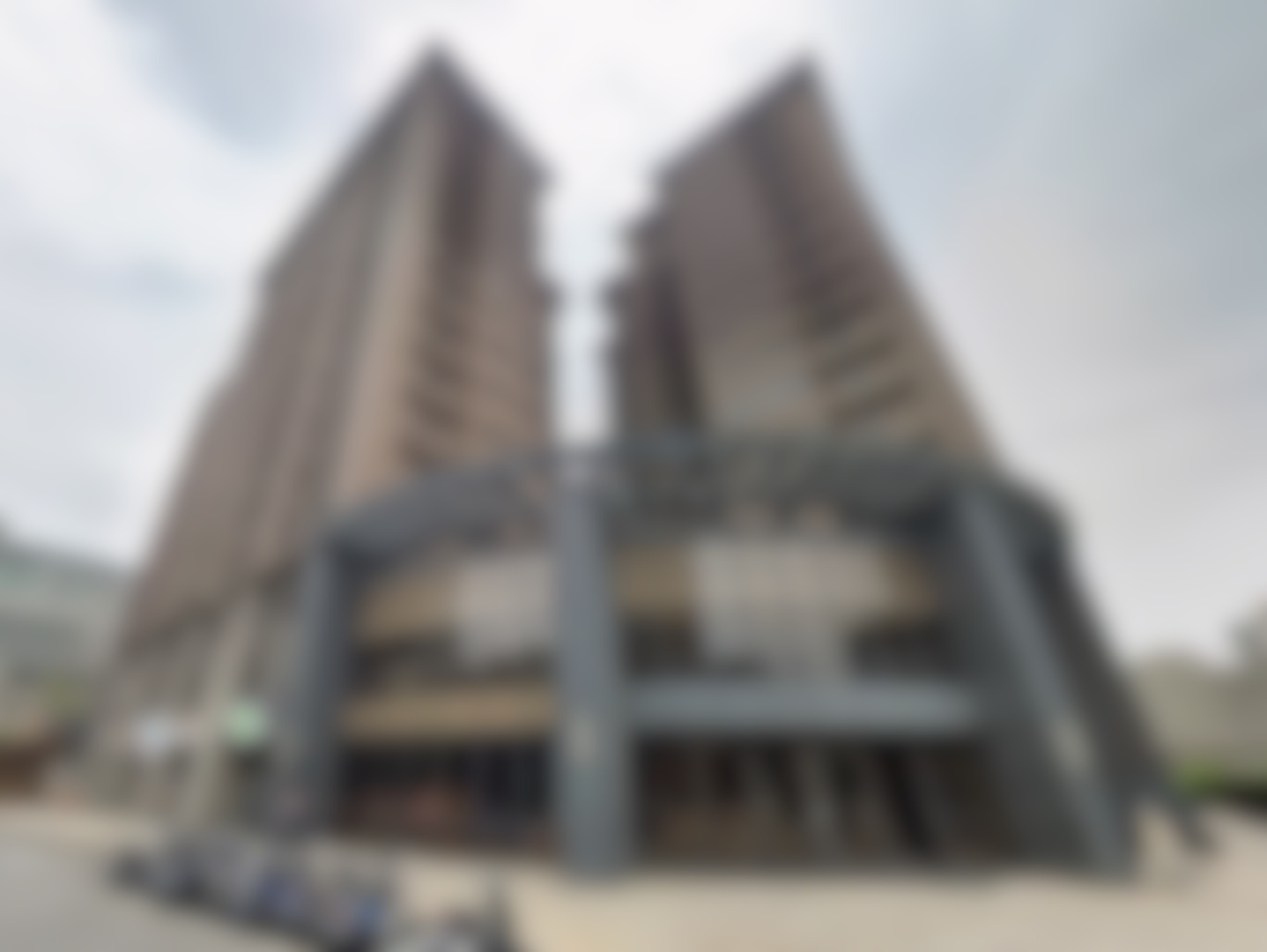 新北市新莊區後港一路某社區大樓，昨（26）日晚間18時許傳出墜樓意外。