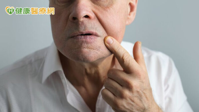 3a504528a32d3fc7b0283eb8ed8c6e8d_l