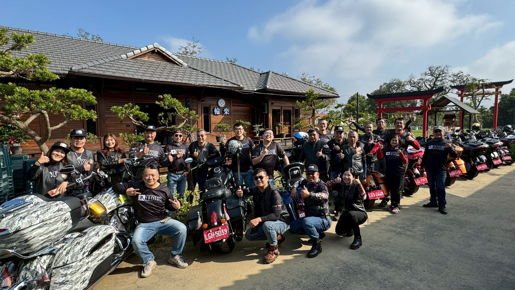 ▲日本「重機神社」首度海外落腳台南！玉井辦入魂儀式 市長到場見證…車隊嗨喊：以後會常來（圖／啟德重機 提供）