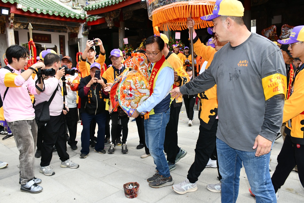 南瑤宮第一期修復工程順利完工  舉行起駕團拜遶境四城門
