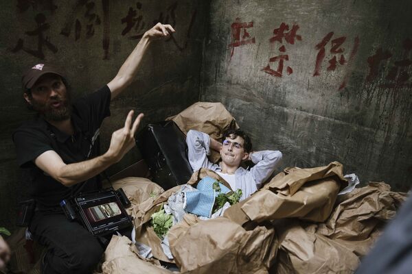 「甜茶」提摩西夏勒梅在新片《橫衝直闖》有突破性演出。(圖/龍祥提供)