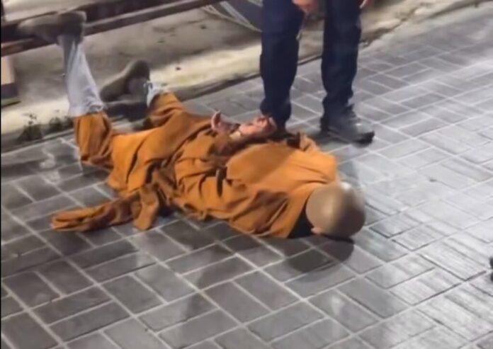 133839-665830077853018010243885324662629153639508020639596291308117393784