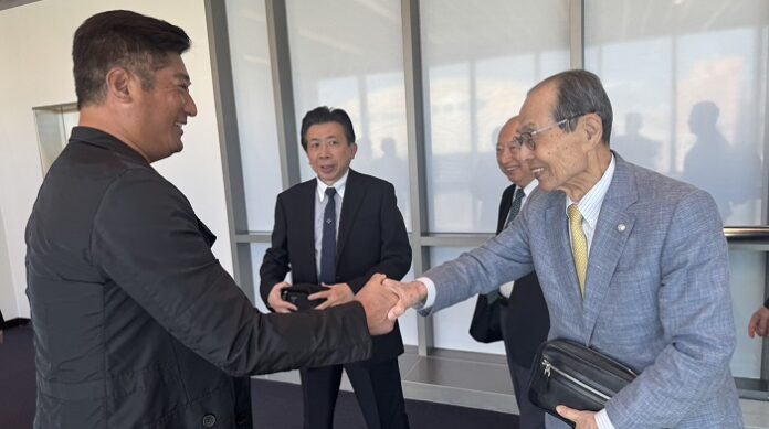 4dc120f4d9c25df166422e21526e076cd3eb3881