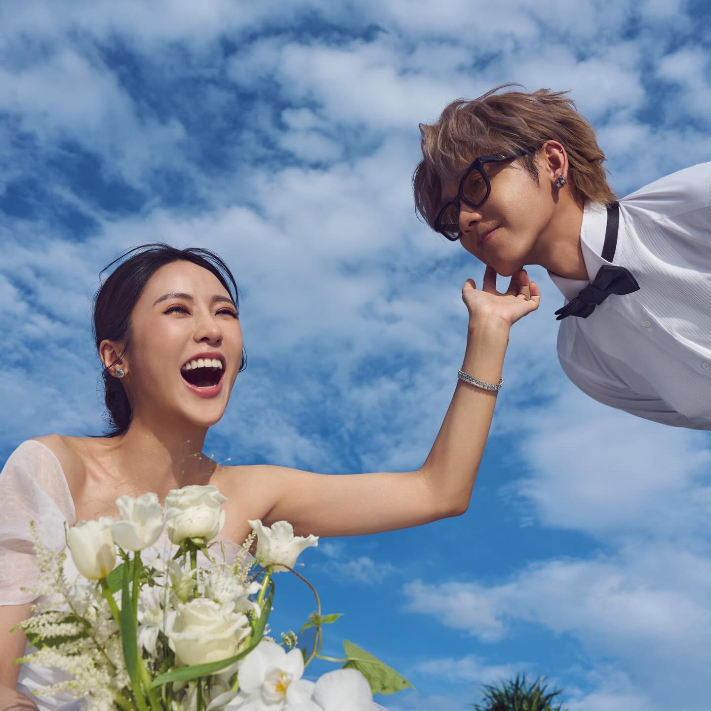 鼓鼓、大元公開婚紗照。（圖／翻攝大元臉書）