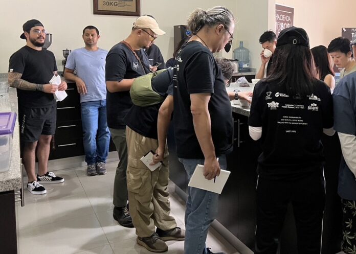 Zg8SD6GK4ifyXxJMTg6k ▲托布希莊園每年的杯測都有令人驚艷的高品質咖啡,而緊密關係是來自彼此互相支持信賴種植和採購的伙伴關係。(照片/記者廖家賢翻攝)