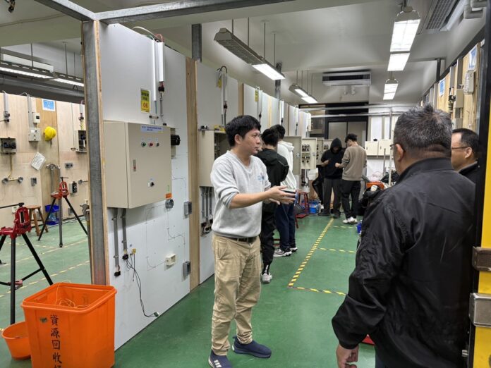 j6ipN3LMFx4sagNJ5iUx