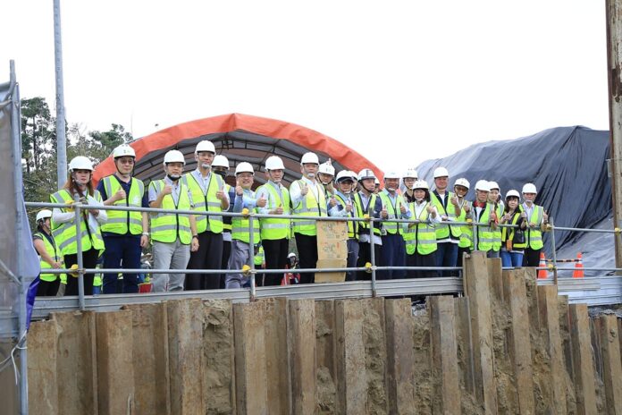 1a76902542befc3f550a28a80b662f63