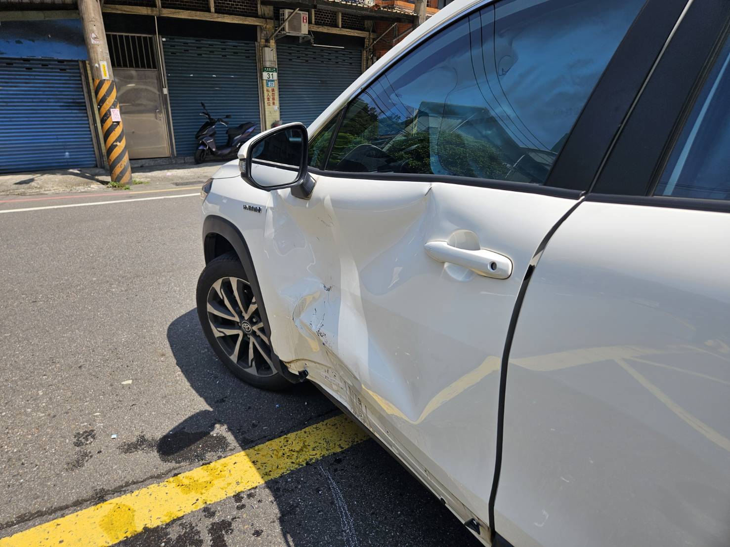 曾男駕駛的多元計程車。