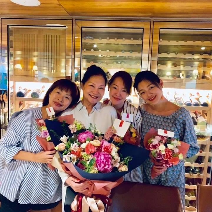 S媽一家。（圖／翻攝黃春梅臉書）