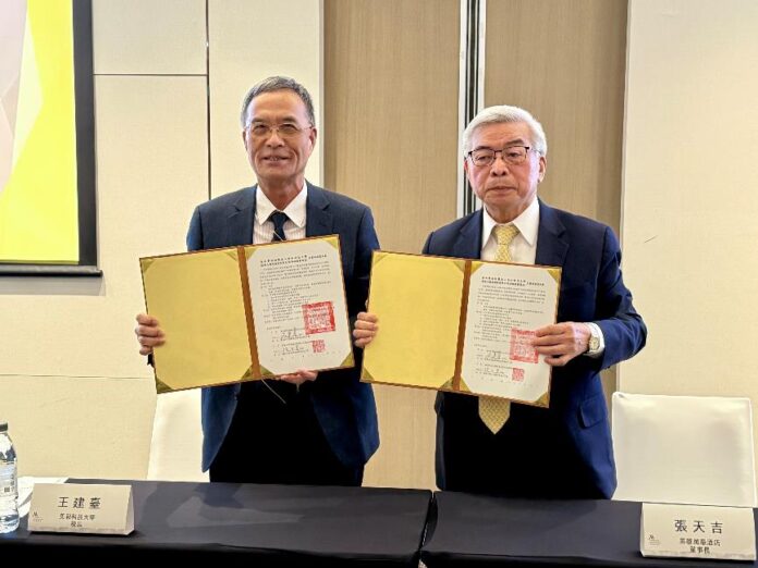 62bf1edb36141f114521ec4bb4175579-5