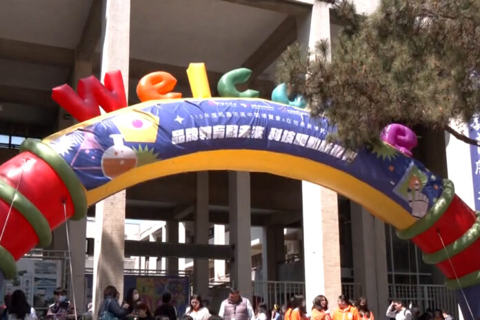 Ahoo4aooDt4JZ1P4sAxC