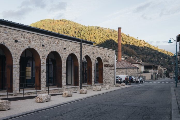 Cqy48ihDIJTVVmScK7Eb