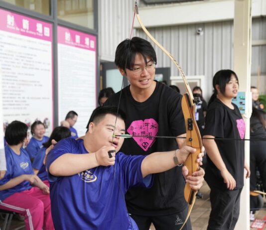 迎接 115 年全障運!新北體育局攜手特教學校 在三重運動中心點燃射箭熱情
