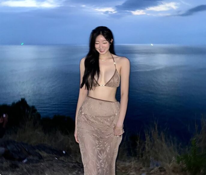 安芝儇曬出超吸睛的比基尼辣照。 (圖/翻攝安芝儇IG)