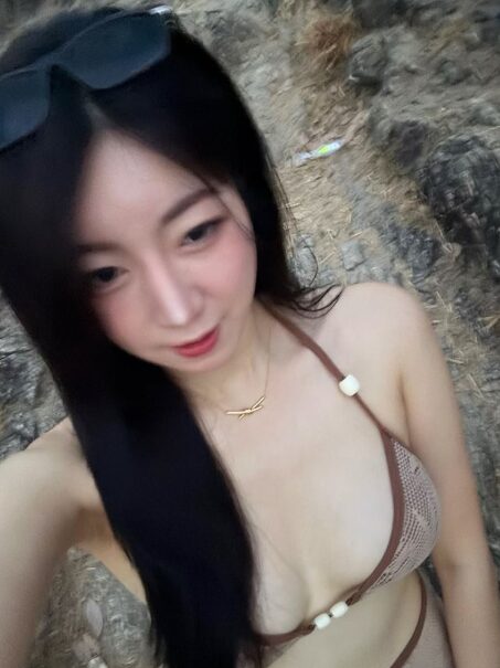 安芝儇曬出超吸睛的比基尼辣照。 (圖/翻攝安芝儇IG)