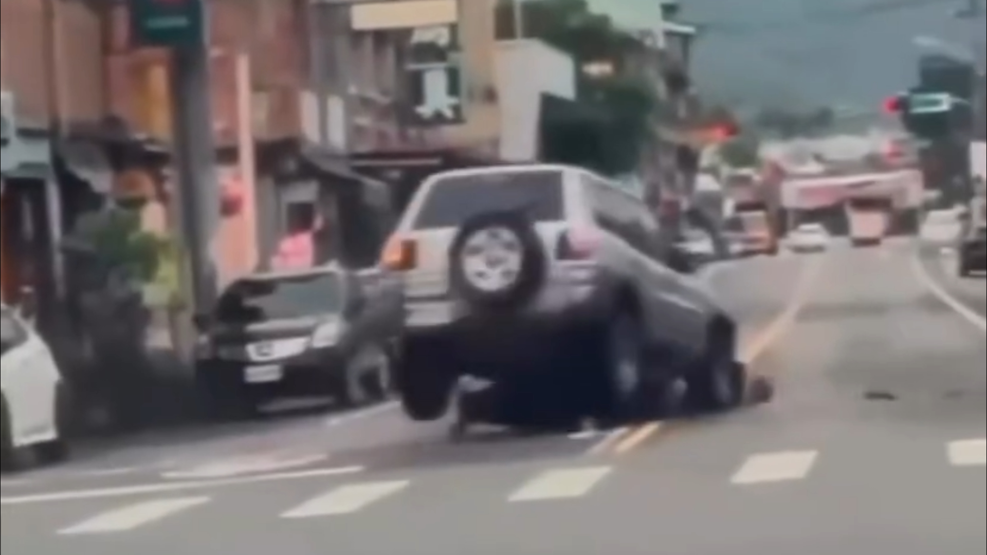 南投縣埔里鎮前（6）日傍晚17時許發生1起驚悚肇逃車禍。