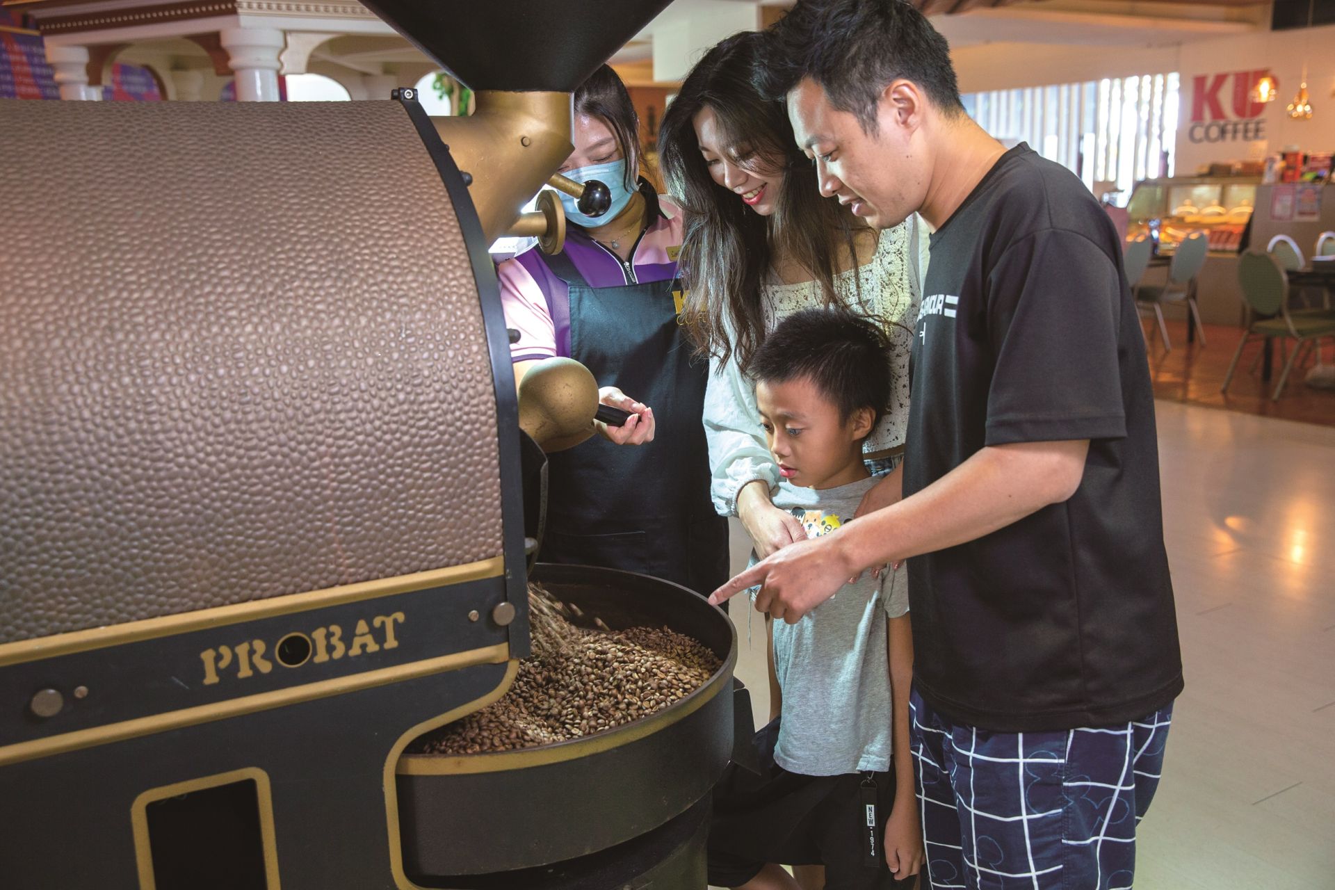 全台最早開放水樂園!劍湖山世界搶攻連假商機 299元玩水陸、攜手《決勝時刻M》掀跨界熱潮