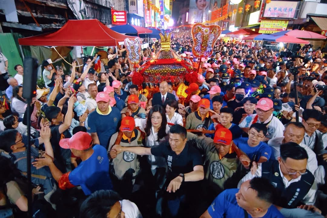 大甲媽祖起駕盛況登場　各界齊聚見證信仰力量、祈願善念延續