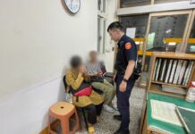 身障男深夜走失家屬急報案 芳警2小時火速尋獲助返家