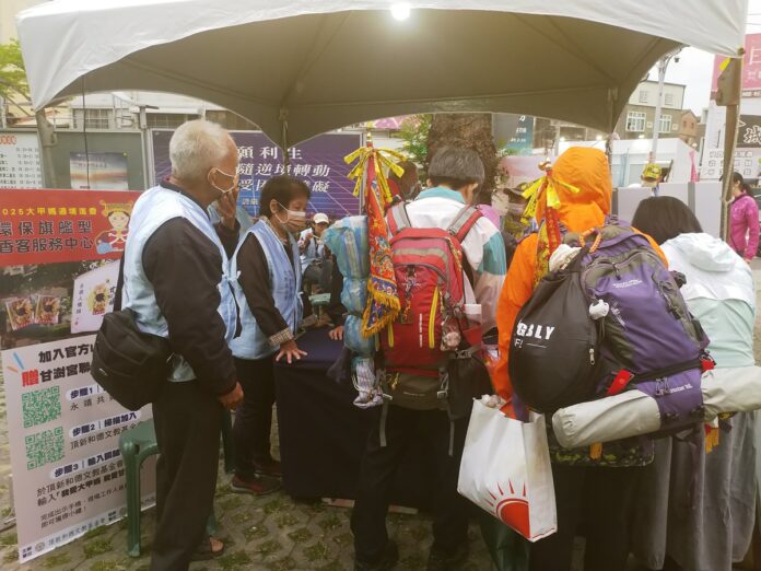 S4cWy2vckNBAhIiw1HOl