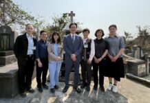 影音/莫忘初衷 陳穆寬率醫師清明緬懷外國醫療宣教師